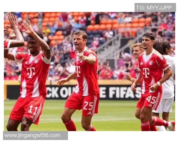 中超激战：拜仁与阿森纳鏖战至平局绝杀瞬间引发全场狂欢