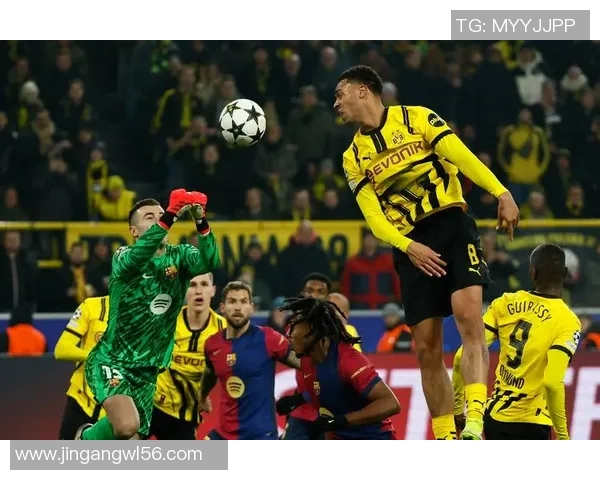 欧冠激战巴萨与巴黎圣日耳曼握手言和转会传闻再度升温引发关注