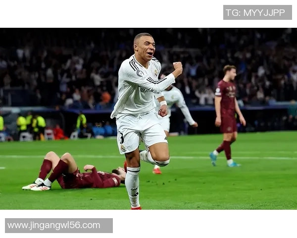 欧冠激战：皇马5-1波尔图帽子戏法点燃全场激情战术解析