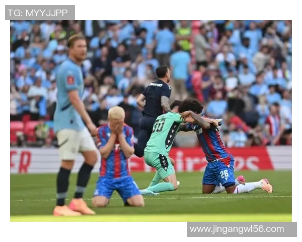 曼城在足总杯中以4-0战胜尤文图斯神扑瞬间成全场焦点