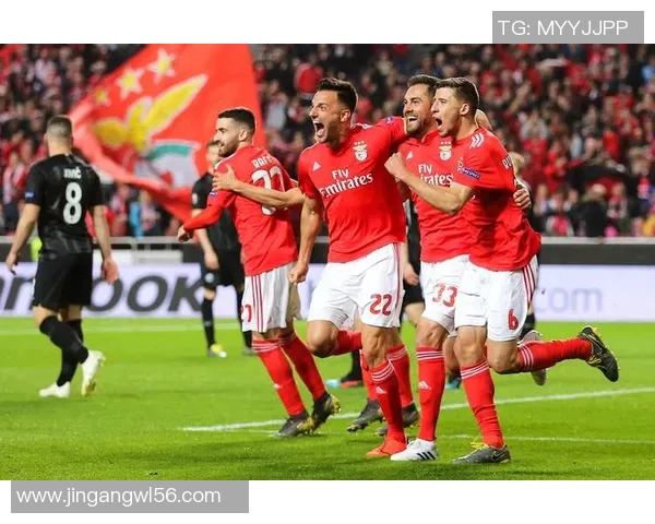 欧联杯曼联与本菲卡激战成平局绝杀时刻点燃全场激情