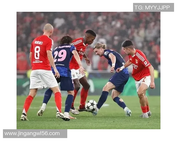 足总杯精彩对决本菲卡与马竞战成平局绝杀瞬间震撼全场