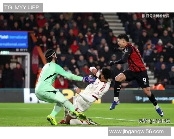 中超激战波尔图与利物浦握手言和乌龙球成全场焦点引发热议 中超激战波尔图与利物浦握手言和乌龙球成全场焦点引发热议