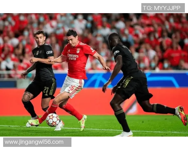 本菲卡逆袭马竞全场沸腾精彩集锦回顾欧冠激战瞬间 本菲卡逆袭马竞全场沸腾精彩集锦回顾欧冠激战瞬间