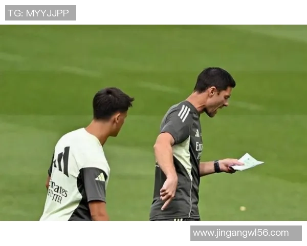 中超热刺大胜皇马引发全场震动赛后分析聚焦球队表现与战术调整 中超热刺大胜皇马引发全场震动赛后分析聚焦球队表现与战术调整