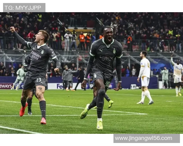 世界杯焦点战巴萨与AC米兰激战成平局全场瞬间引爆激情 世界杯焦点战巴萨与AC米兰激战成平局全场瞬间引爆激情