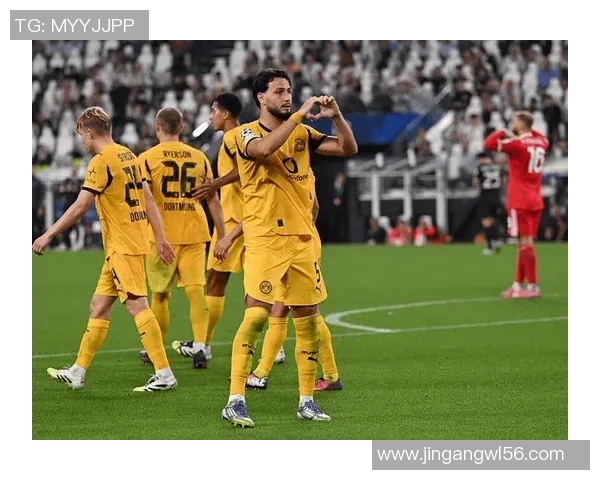 欧冠激战：多特蒙德逆转里昂绝杀瞬间点燃全场激情